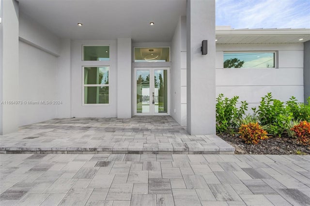 4 of 34 - 2207 Sw 32th St, Cape Coral, FL