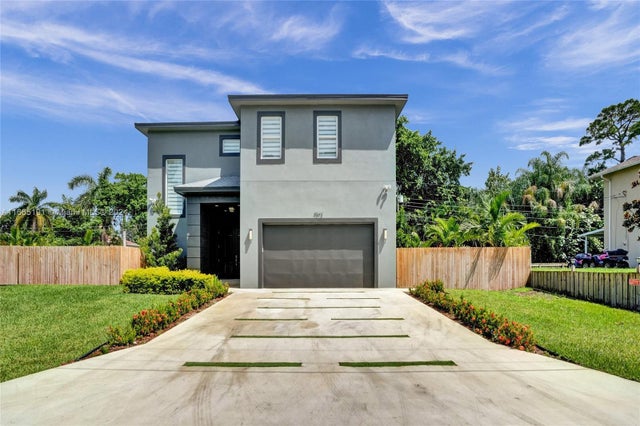 1 of 79 - 4593 Meadow Green Trl, Lake Worth, FL