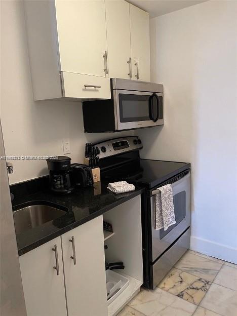 4 of 6 - 801 8th St 205, Miami Beach, FL