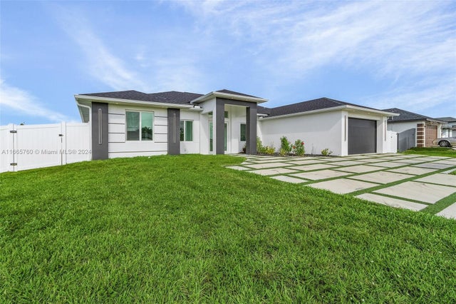 2 of 33 - 216 Chiquita Blvd, Cape Coral, FL