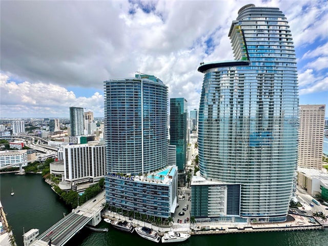 1 of 25 - 465 Brickell Ave 4006, Miami, FL