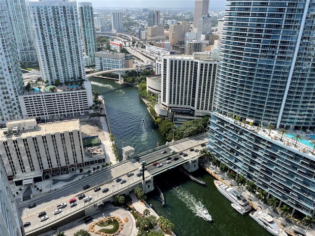 2 of 25 - 465 Brickell Ave 4006, Miami, FL
