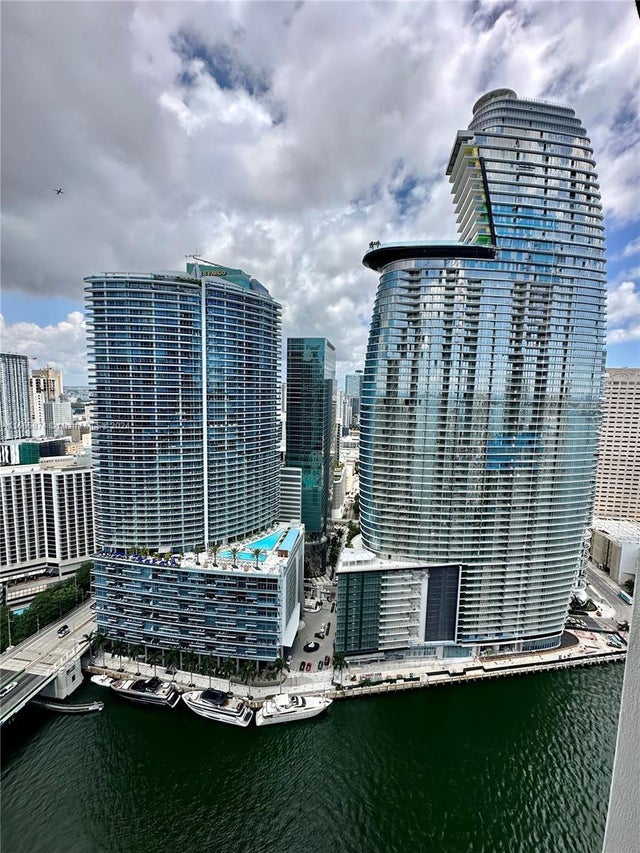 3 of 25 - 465 Brickell Ave 4006, Miami, FL