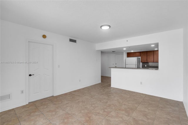 5 of 26 - 218 Nw 12th Ave 702, Miami, FL