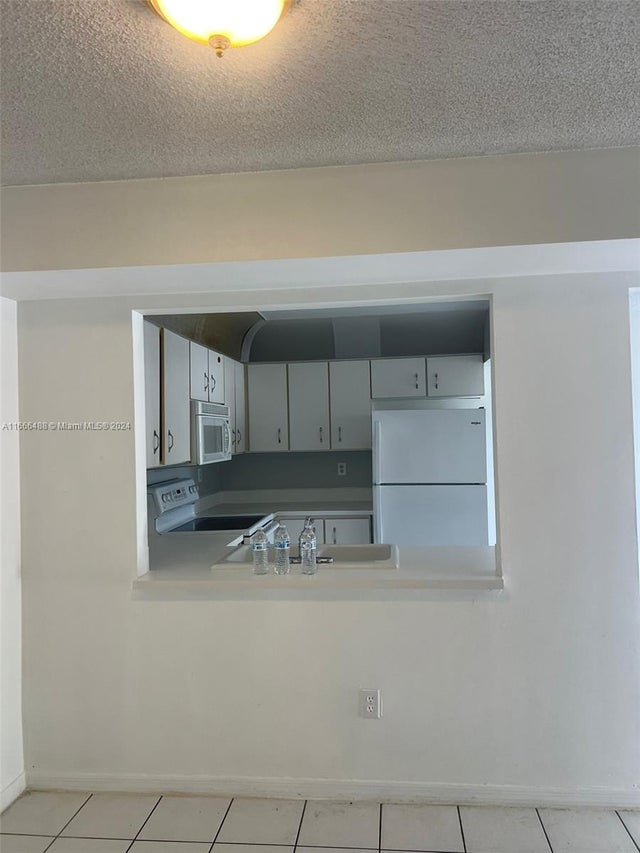 4 of 15 - 435 Ne 210th Cir Ter 103-23, Miami, FL