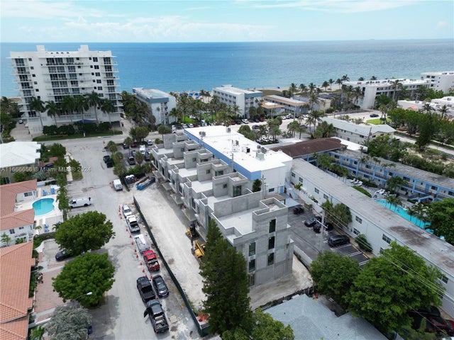 1 of 53 - 3222 Ne 7th St 2, Pompano Beach, FL
