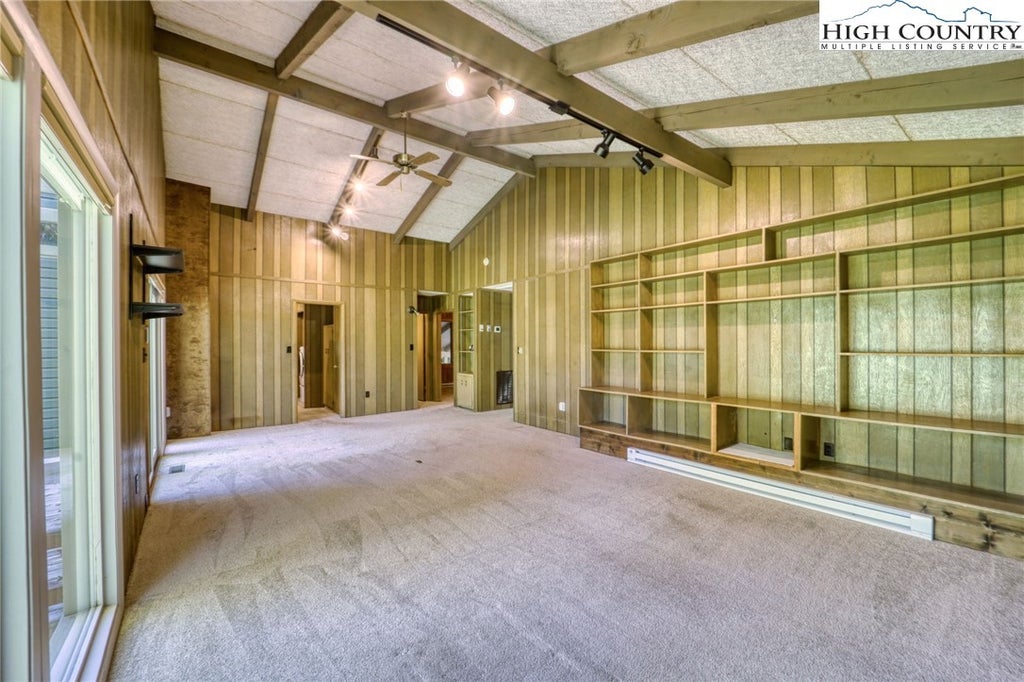 104 Creekridge Road, Beech Mountain Property