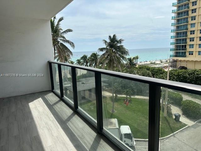 1 of 15 - 2301 S Ocean Dr 407, Hollywood, FL