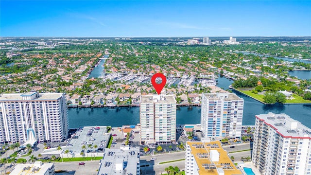 3 of 39 - 1410 S Ocean Dr 208, Hollywood, FL