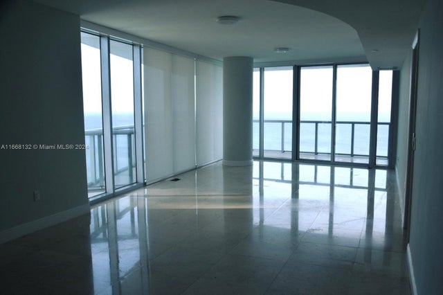 4 of 22 - 17001 Collins Ave 3208, Sunny Isles Beach, FL