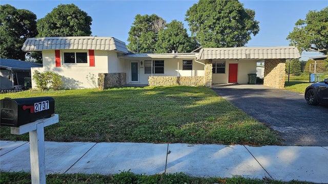 3 of 28 - 2737 Nw 24th Ave, Oakland Park, FL
