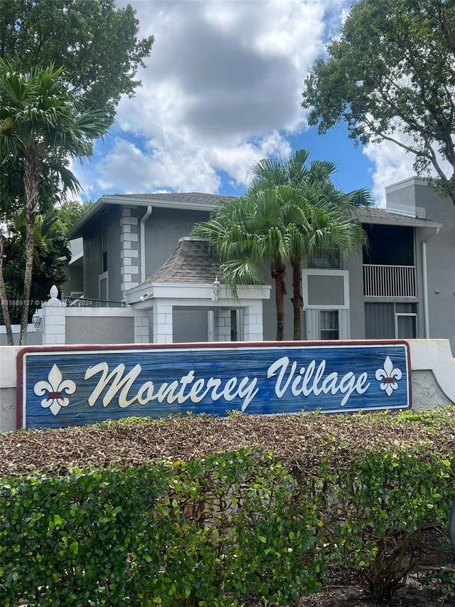 1 of 37 - 423 Ne 210th Cir Ter 104-25, Miami, FL