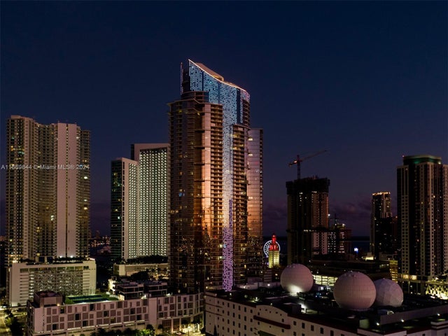 2 of 67 - 851 Ne 1st Ave Ph 5412, Miami, FL