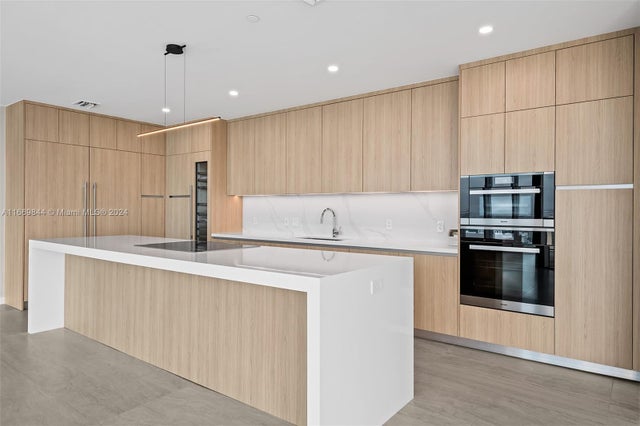 3 of 67 - 851 Ne 1st Ave Ph 5412, Miami, FL