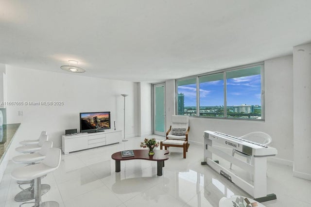 4 of 41 - 7135 Collins Ave 1723, Miami Beach, FL