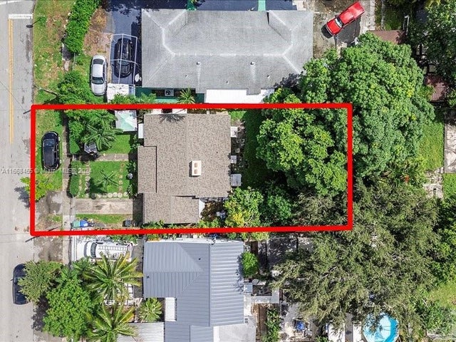 3 of 18 - 1810 Nw 16th Ter, Miami, FL