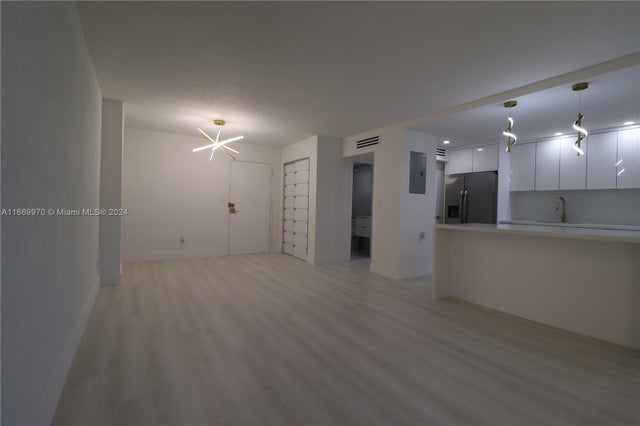 4 of 30 - 210 172nd St 332, Sunny Isles Beach, FL
