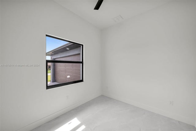 4 of 47 - 447 Sw 6th St, Other City - In The State Of Florida, FL