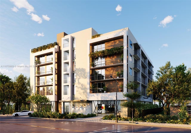 1 of 17 - 1920 Pierce St 502, Hollywood, FL