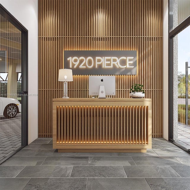 4 of 17 - 1920 Pierce St 502, Hollywood, FL