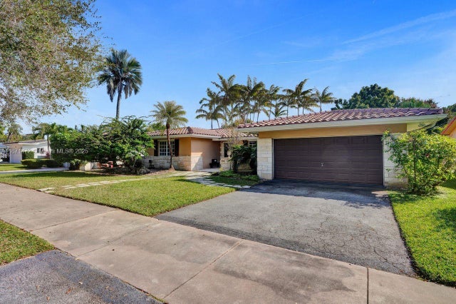 2 of 22 - 430 Miller Rd, Coral Gables, FL