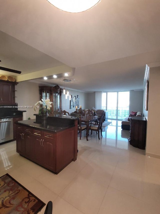 2 of 41 - 3800 S Ocean Dr 1407, Hollywood, FL
