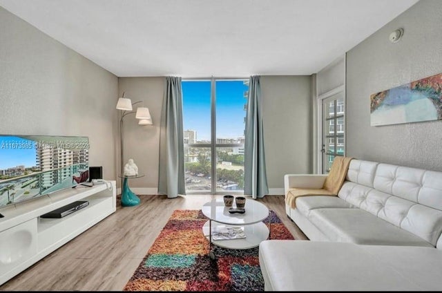 4 of 28 - 3801 S Ocean Dr 9w, Hollywood, FL