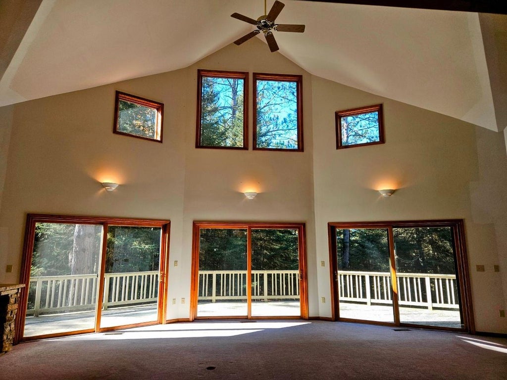 6181 Pine Lake Rd, Rhinelander MLS 209395