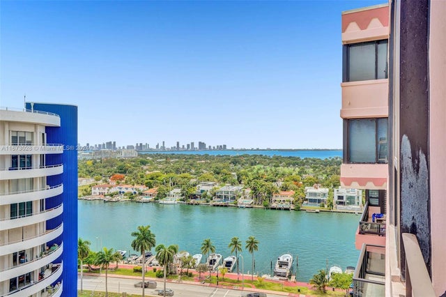 4 of 50 - 5225 Collins Ave Ph7, Miami Beach, FL