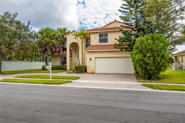 1 of 55 - 751 Sw 191st Ave, Pembroke Pines, FL