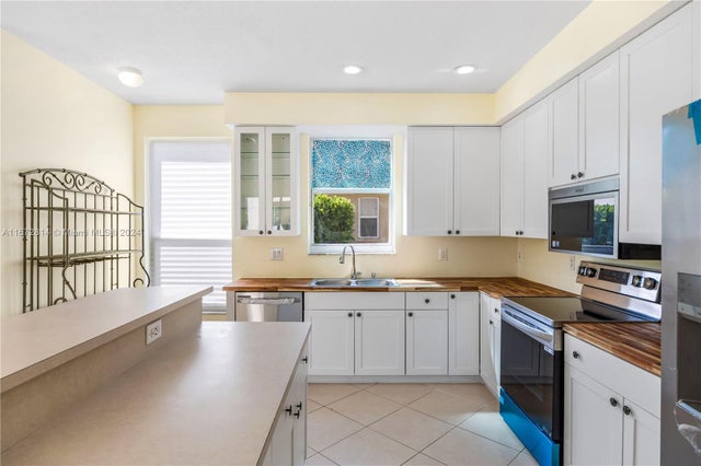 5 of 55 - 751 Sw 191st Ave, Pembroke Pines, FL