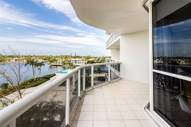 3 of 32 - 3801 Ne 207th St 504, Aventura, FL