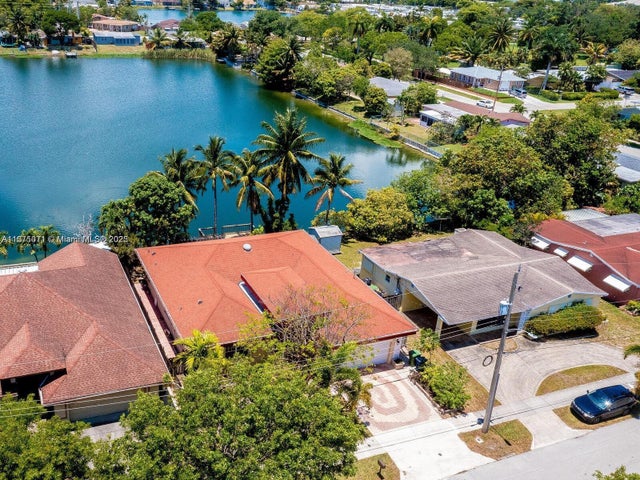 3 of 48 - 232 Sw 7th Ave, Hallandale Beach, FL