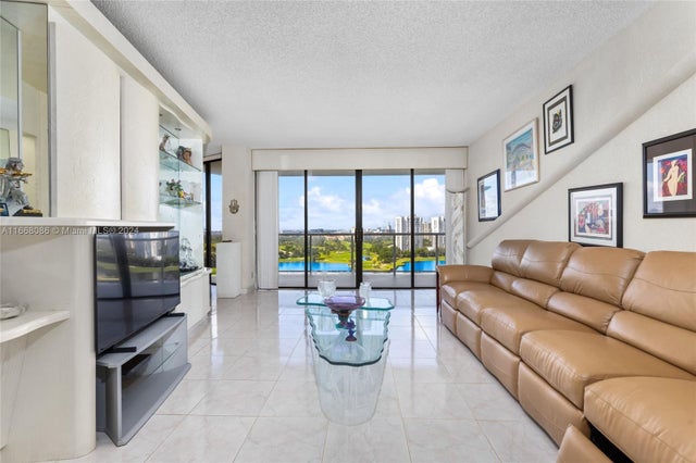1 of 25 - 20281 E Country Club Dr 1709, Aventura, FL