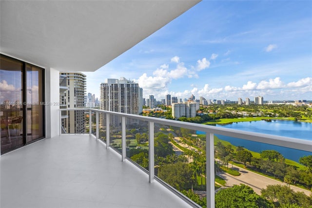 4 of 25 - 20281 E Country Club Dr 1709, Aventura, FL