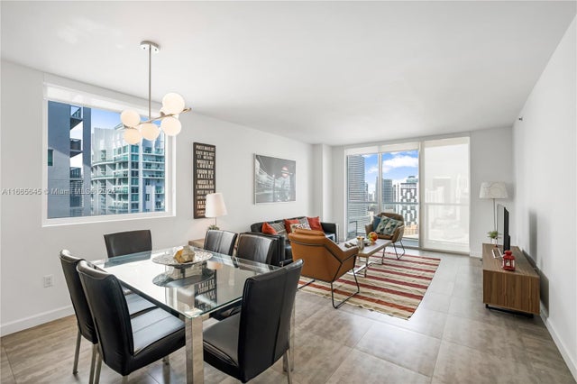 1 of 20 - 500 Brickell Ave 3907, Miami, FL