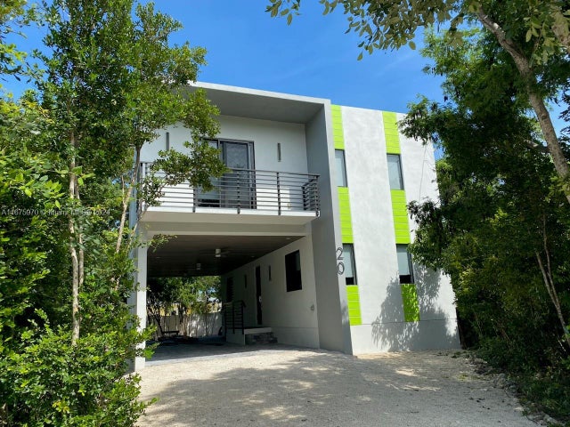 1 of 44 - 20 Coral Dr, Key Largo, FL