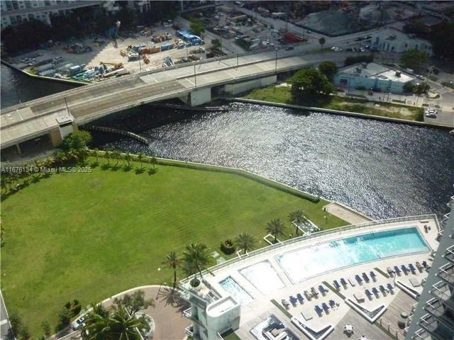 2 of 24 - 90 Sw 3 St 3210, Miami, FL