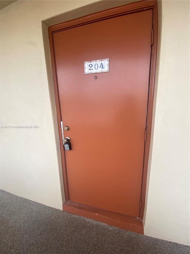 3 of 19 - 2831 E Sunrise Lakes Dr 204, Sunrise, FL