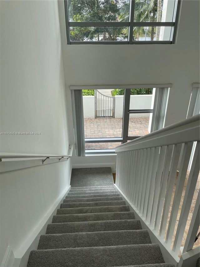 4 of 9 - 2681 N Flamingo Rd Th6s, Sunrise, FL