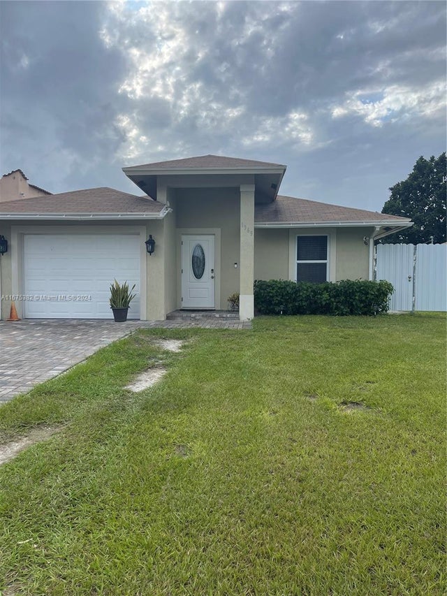 1 of 23 - 1369 Rainbow Ave, Palm Beach, FL