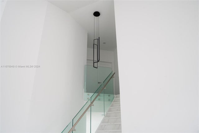 3 of 32 - 10996 Nw 58th Ter, Doral, FL