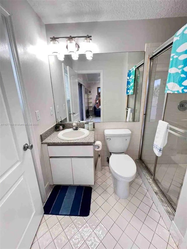 3 of 18 - 411 Se 7th St, Dania Beach, FL