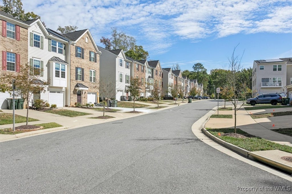 124 Mccormick Place, Williamsburg Property Listing MLS® 2403210