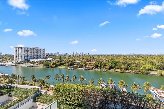 1 of 60 - 4401 Collins Ave 915, Miami Beach, FL