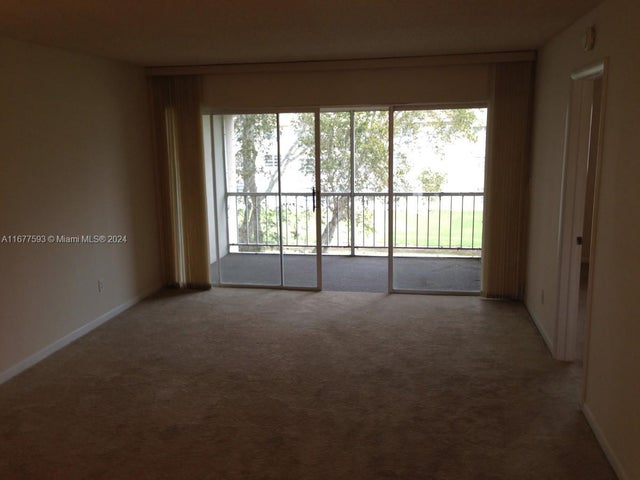 4 of 10 - 5961 Nw 61st Ave 311, Tamarac, FL