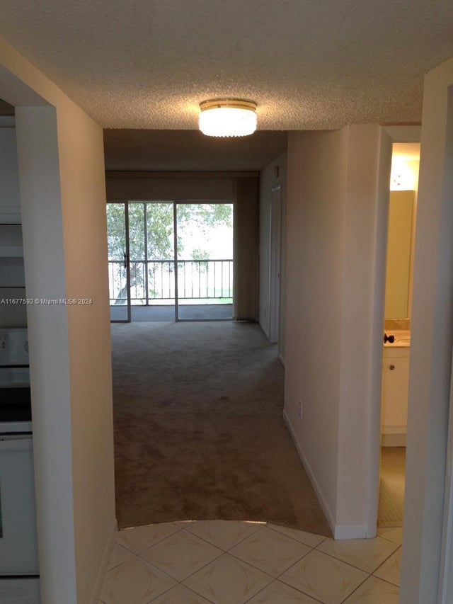 5 of 10 - 5961 Nw 61st Ave 311, Tamarac, FL