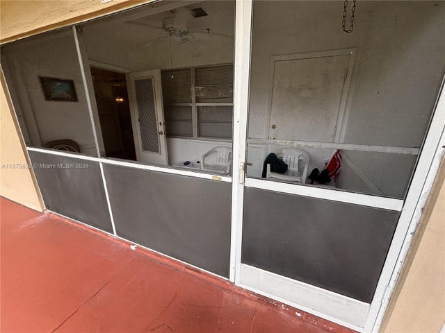 4 of 16 - 5300 Washington St U103, Hollywood, FL