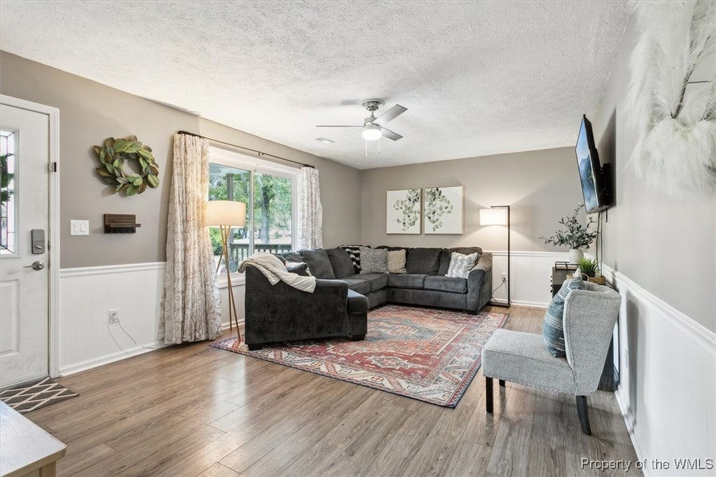 6322 New Pines Drive, Hayes Property Listing MLS® 2403222