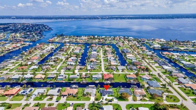 2 of 44 - 2851 Se 19 Pl, Cape Coral, FL